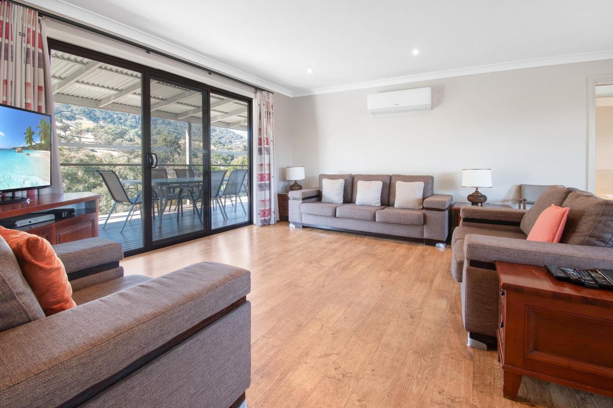 Elm Cottage Tumut Exterior foto